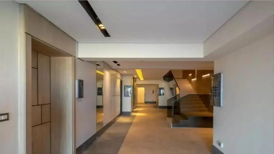 Luxurious Villa for Sale with Private Garden and Pool