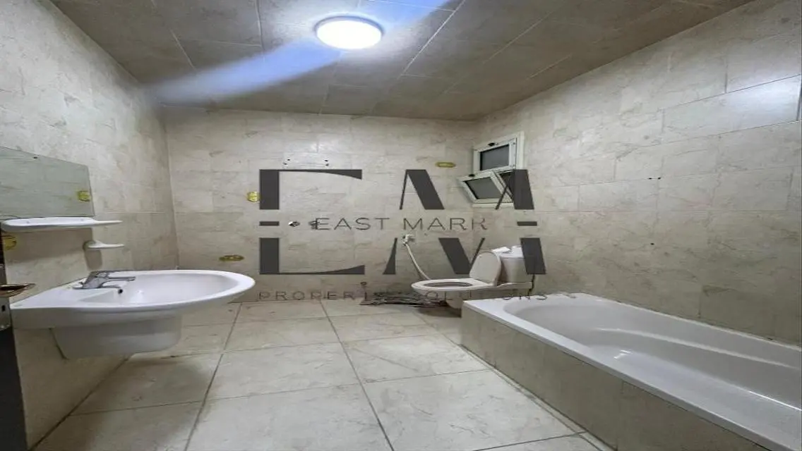 Apartment for Rent - 220 Square Meters for 30000