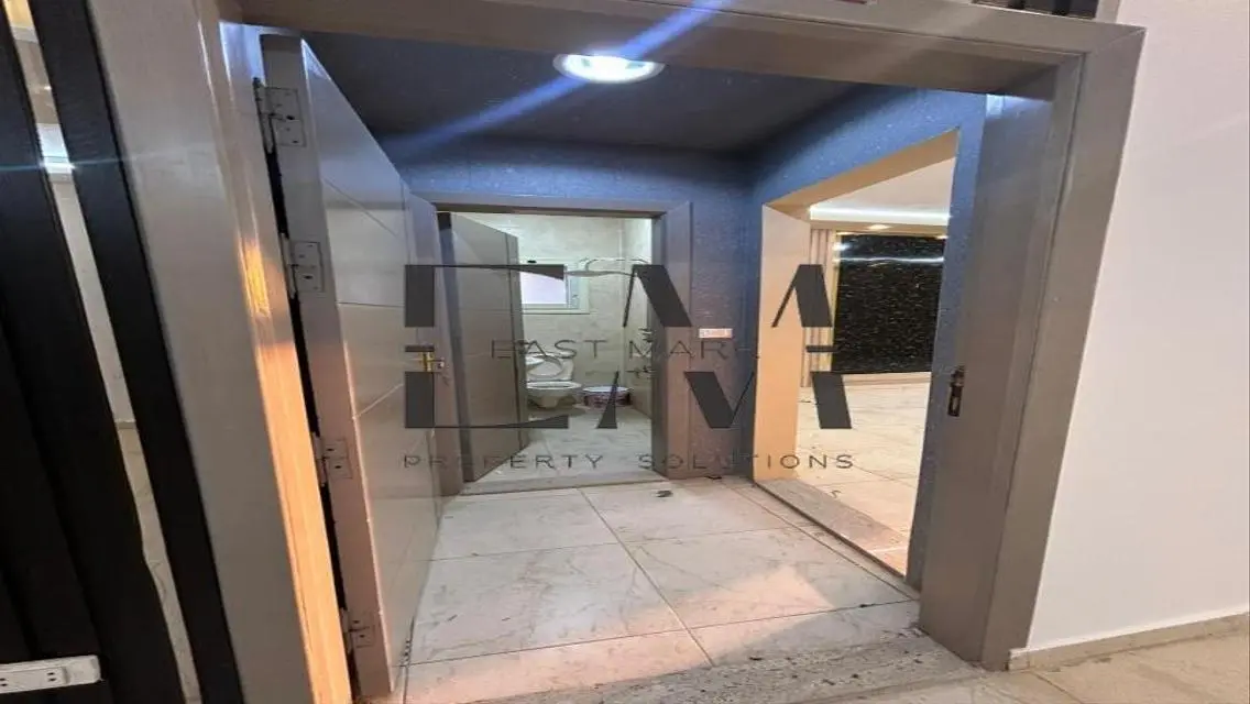 Apartment for Rent - 220 Square Meters for 30000