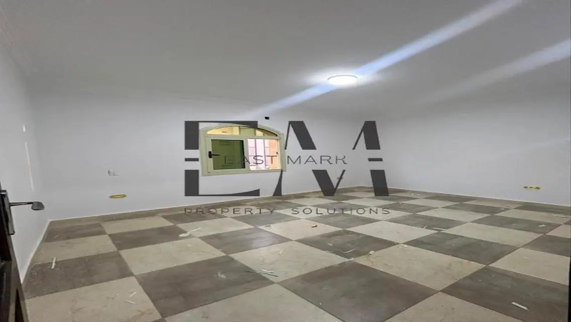 Apartment for Rent - 220 Square Meters for 30000