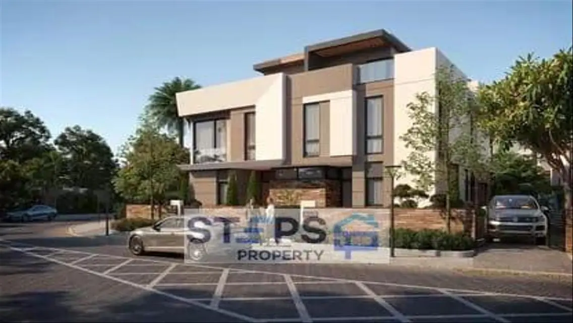 Luxury Villa for Sale in Village West