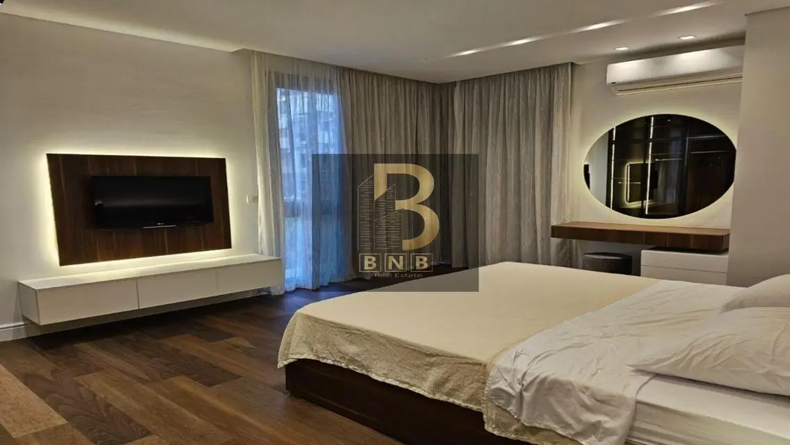 Luxury Apartment for Rent with Lake View