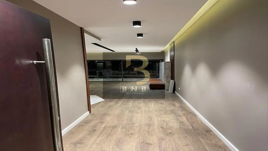 Luxury Apartment for Sale in the Heart of the City