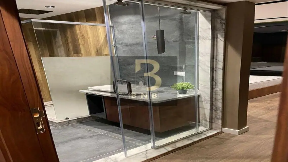 Luxury Apartment for Sale in the Heart of the City
