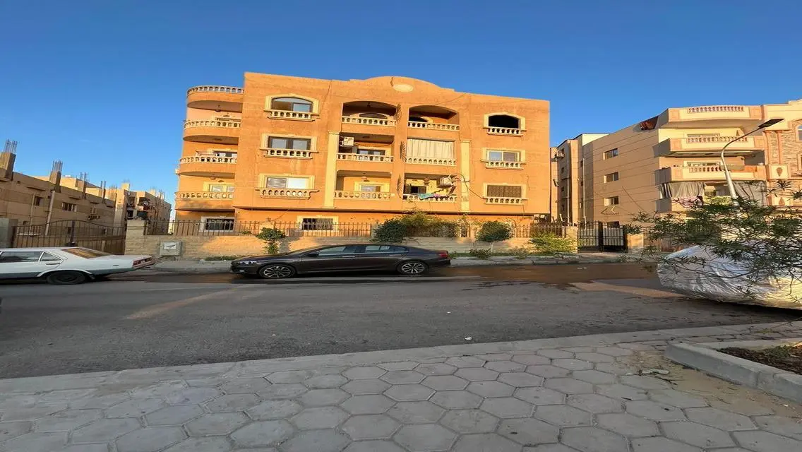 -180- Luxury Apartment for Sale with Private Garden