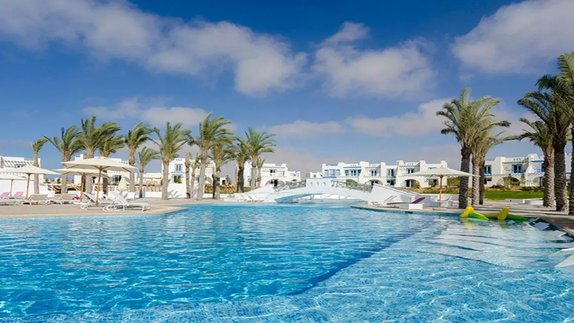 Luxury Apartment with Private Garden and Stunning View