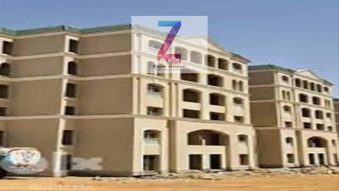 منزل رائع مع شرفة للبيع بسعر متميز