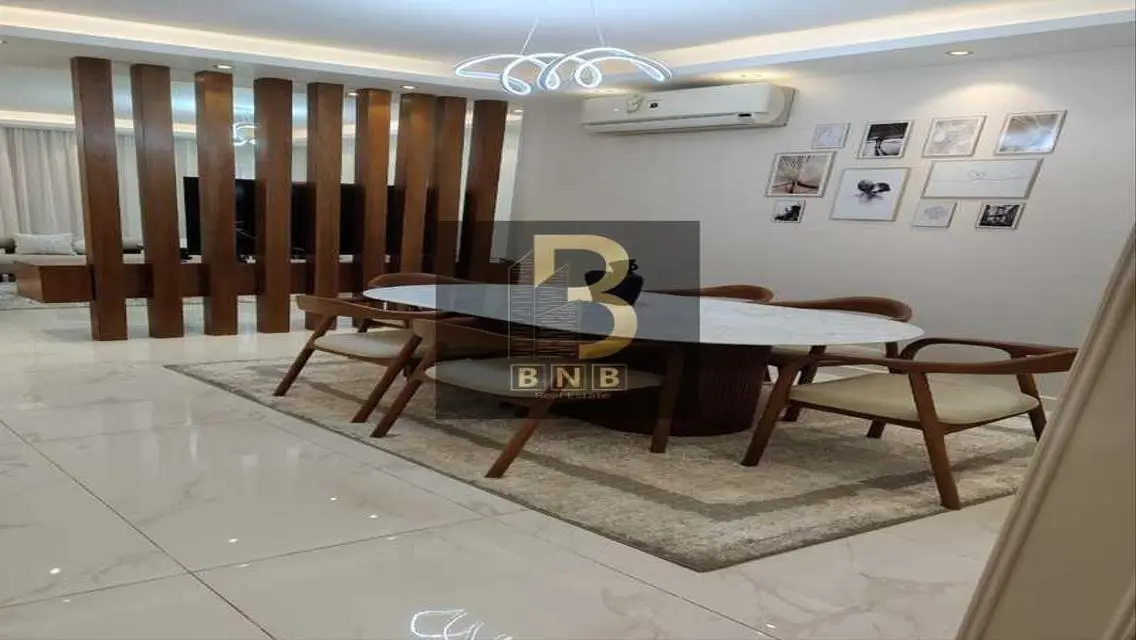Stunning Apartment for Sale in 2053