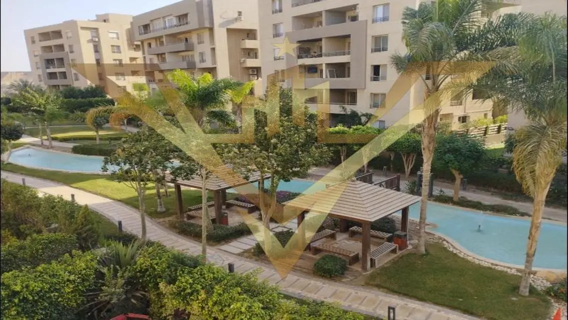 Luxury Apartment for Rent Overlooking Lakes