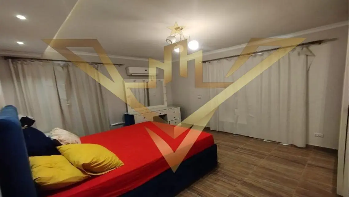 Luxury Apartment for Rent Overlooking Lakes