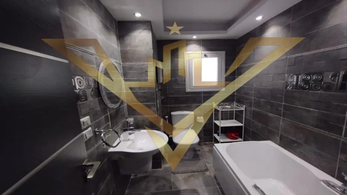 Luxury Apartment for Rent Overlooking Lakes
