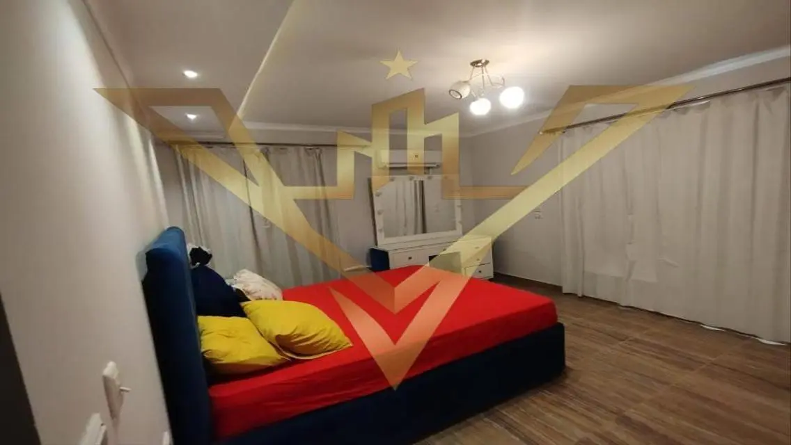 Luxury Apartment for Rent Overlooking Lakes