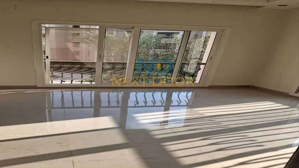 Luxurious Apartment with Spacious Layout for Rent in the City Center