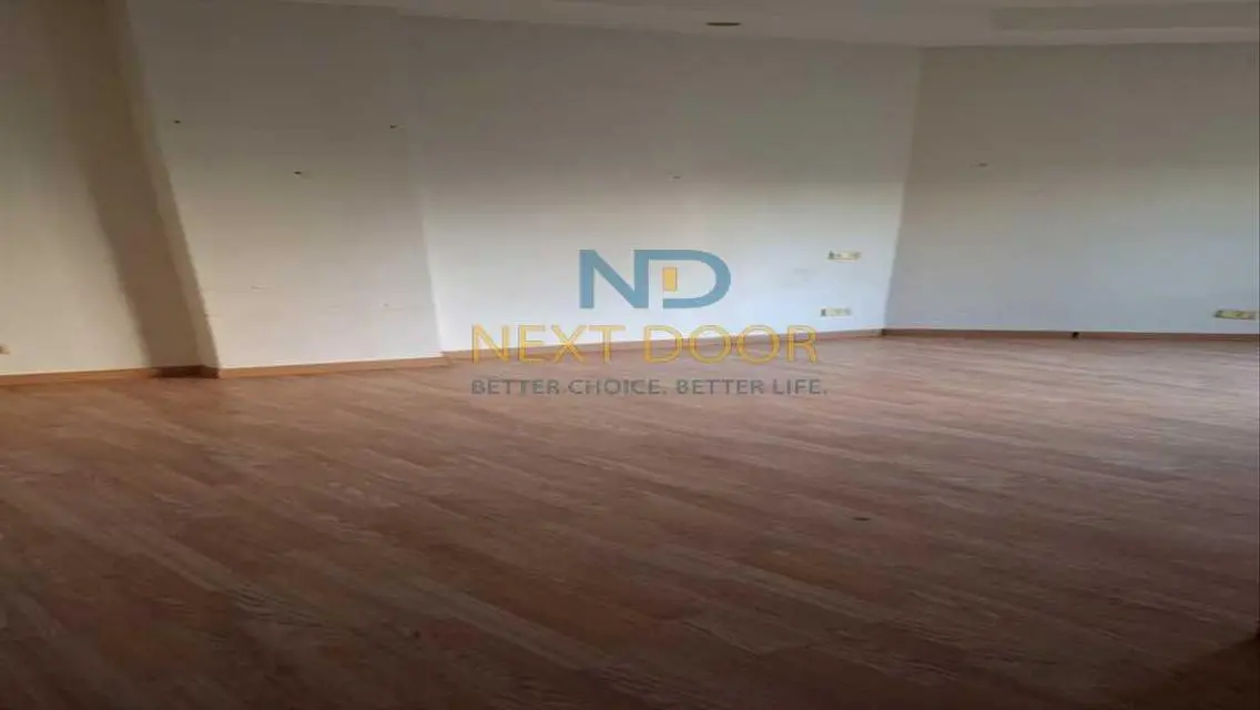 Luxurious Apartment with Spacious Layout for Rent in the City Center