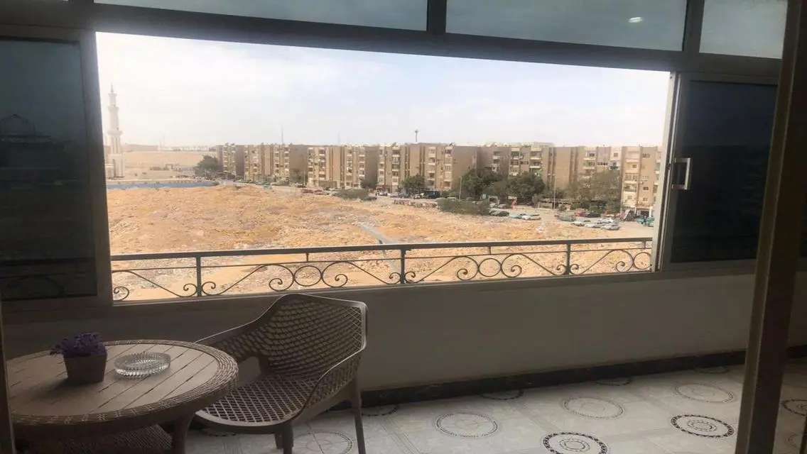 شقة رائعة بـ 5000000 جنيه مساحتها 200 متر