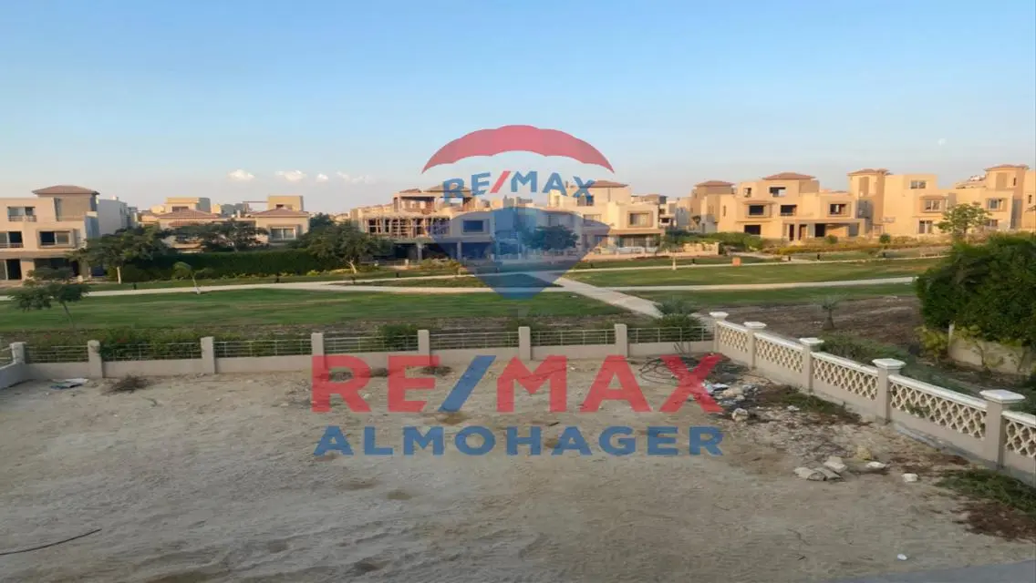 Luxury Villa for Sale with Private Garden and Maid's Room