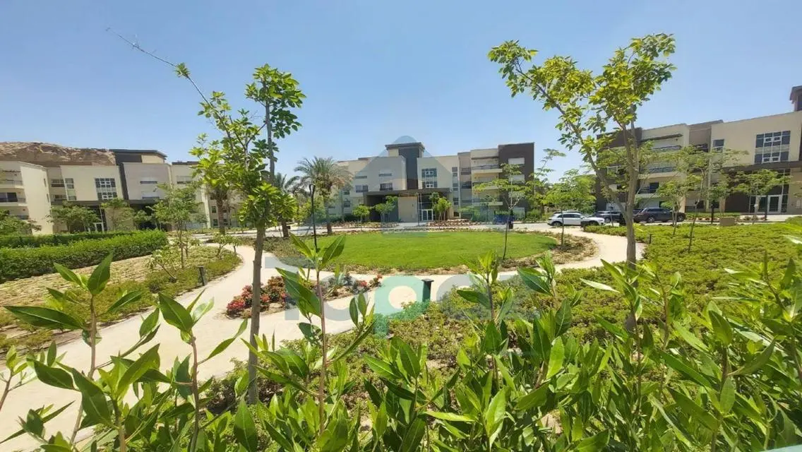 Luxury Apartment for Sale with Spacious Layout in the Heart of the City