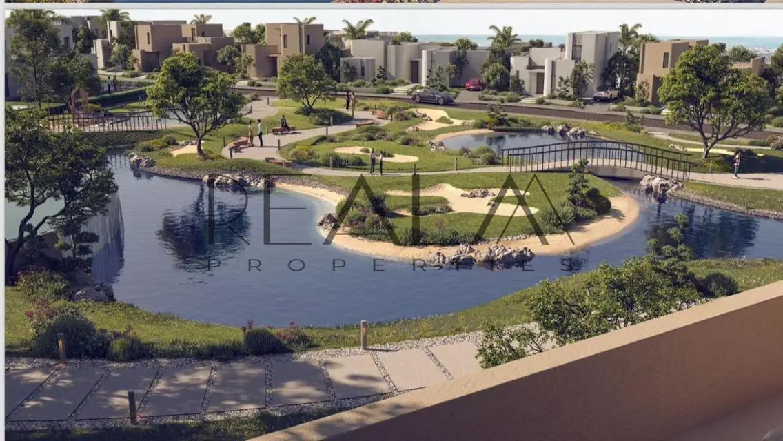 Luxurious Villa with Stunning Amenities for Sale