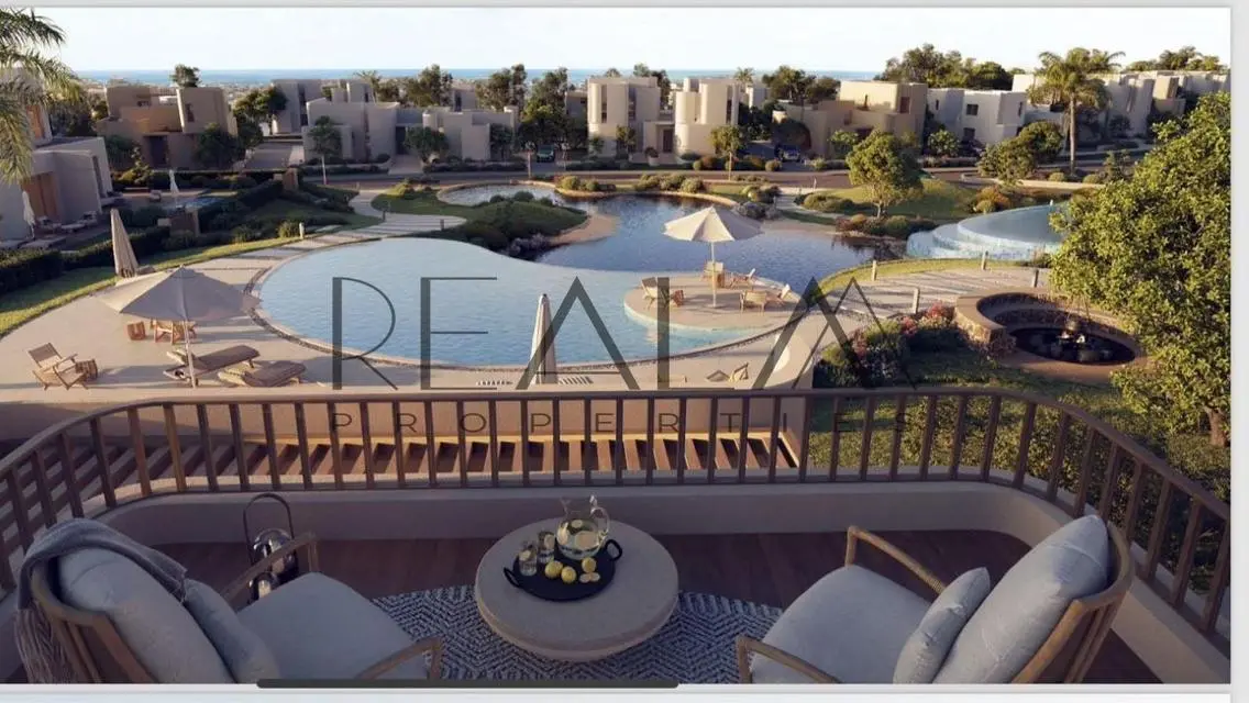Luxurious Villa with Stunning Amenities for Sale
