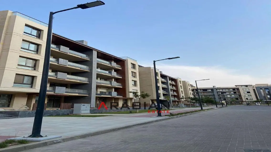 Luxury Villa for Sale - 100-5-AUC