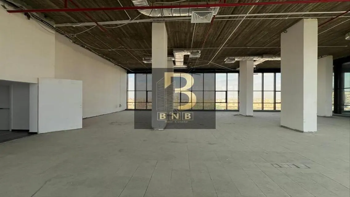 Spacious Luxury Apartment for Sale, 1250 sq. meters