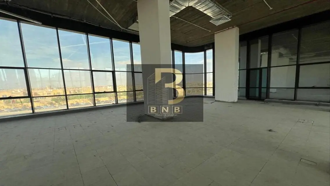 Spacious Luxury Apartment for Sale, 1250 sq. meters