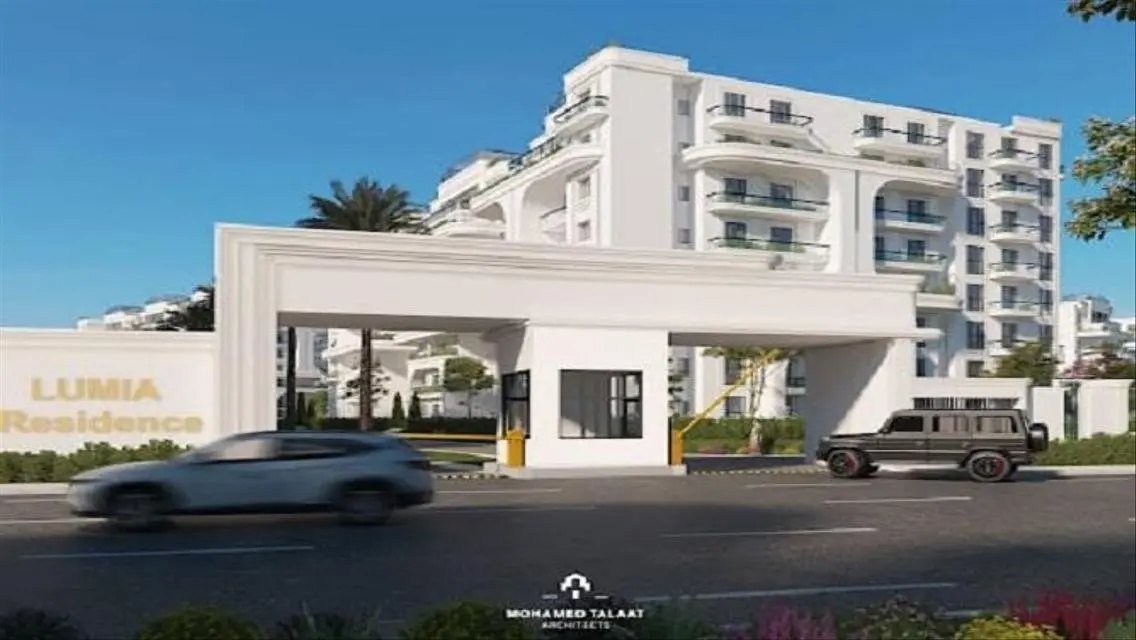 Luxury Villa with 8 Rooms, Private Pool & Garden