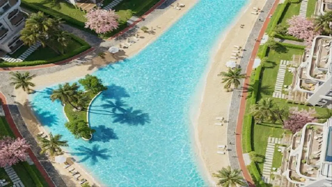 Luxury Villa with 8 Rooms, Private Pool & Garden