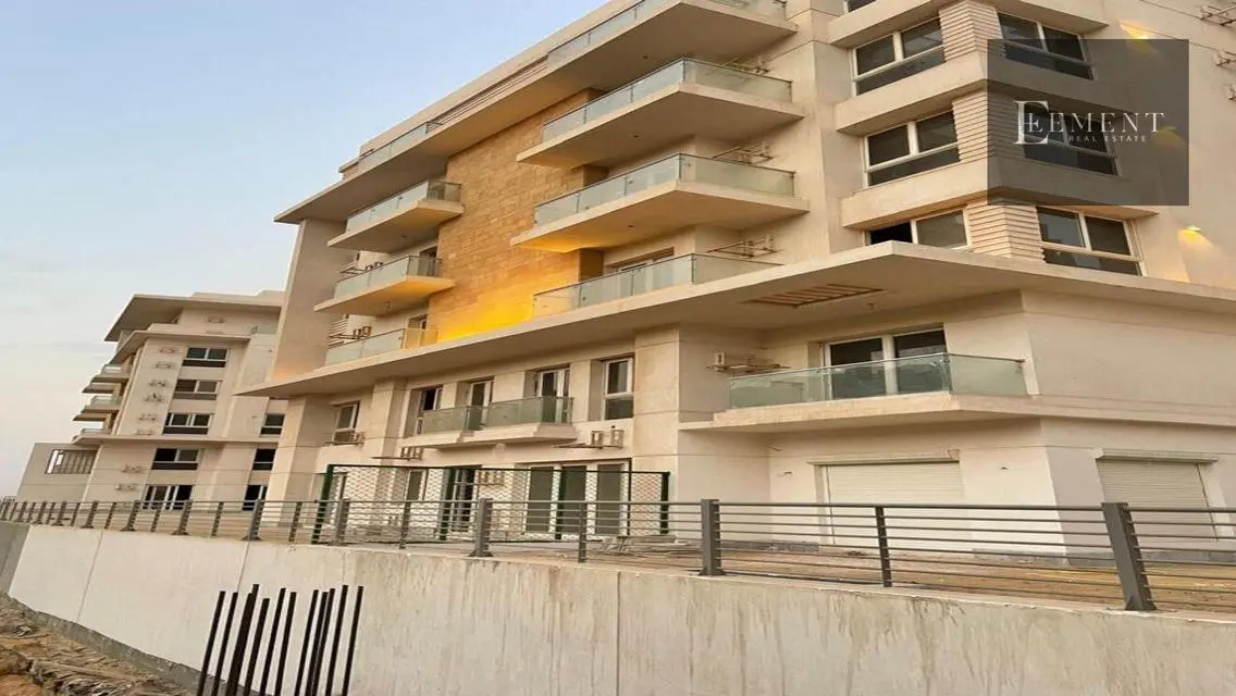 Stunning Villa with Spacious Living in a Prime Location