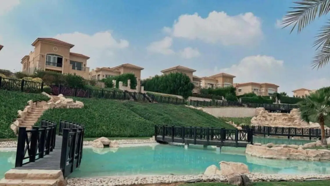 Luxury Villa for Sale with Private Garden in Prime Location