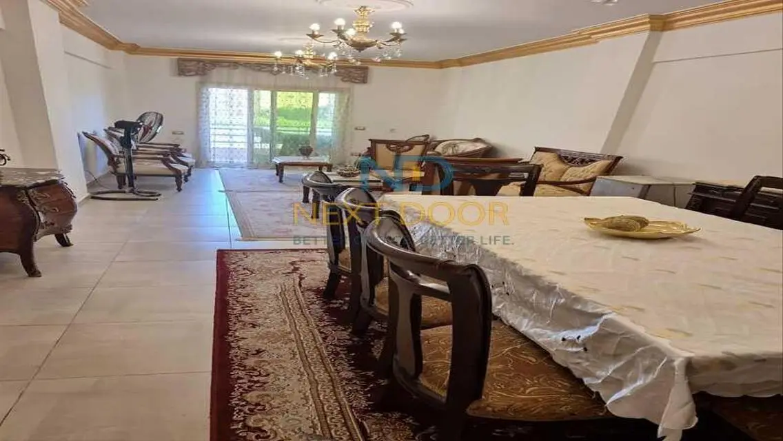 شقة حديثة للبيع بإطلالة رائعة  في وسط المدينة