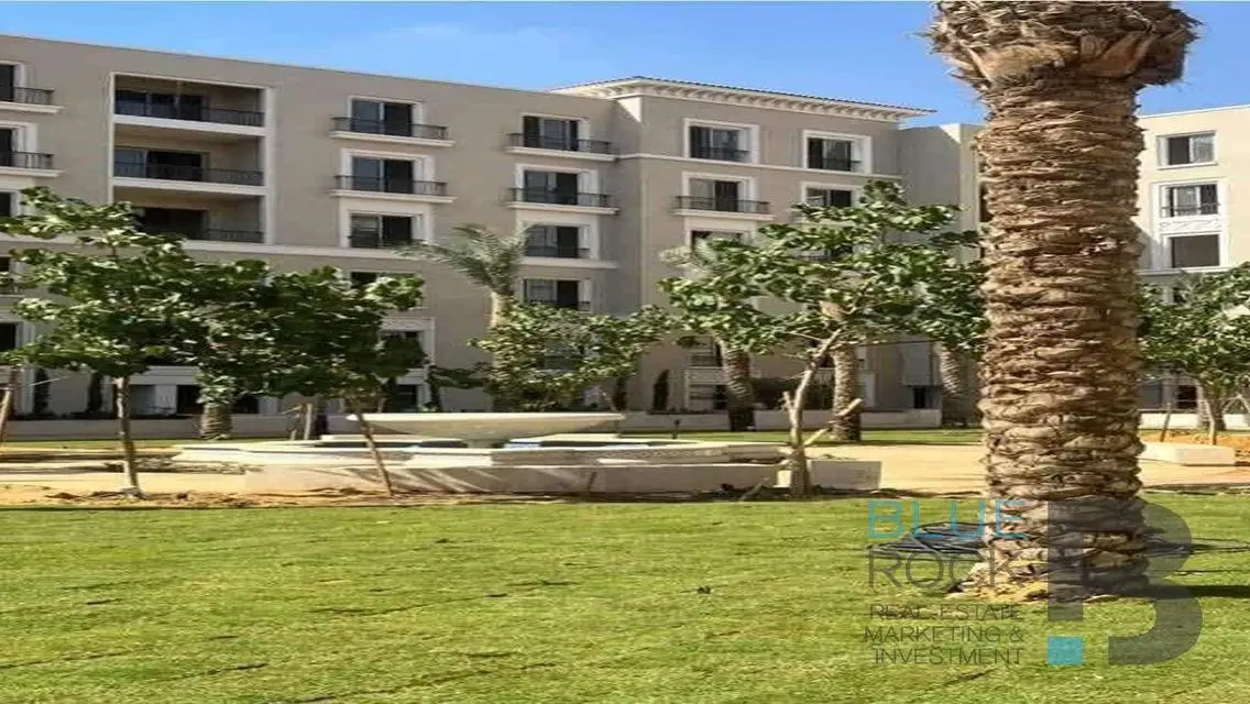 Luxury Apartment with 3 Bedrooms Overlooking Lakes