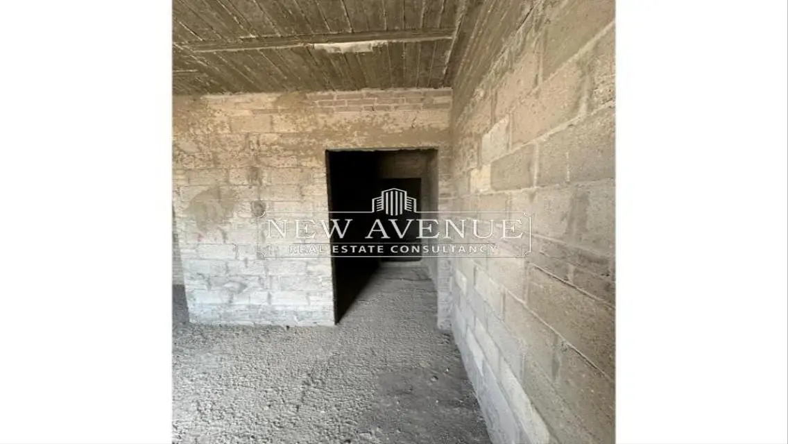 شقة رائعة للبيع في نادي س
