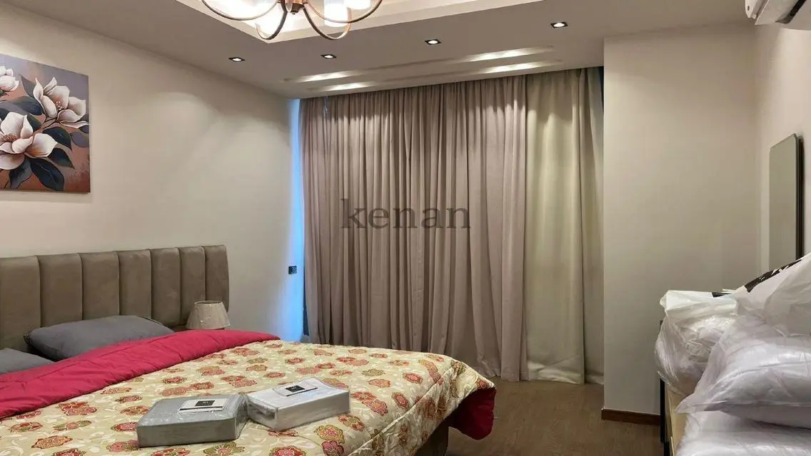 Luxury 3-Bedroom Apartment with Lake View