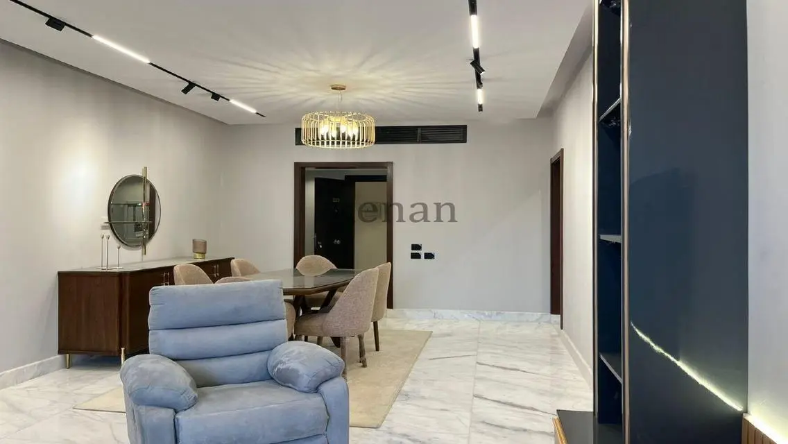 Luxury 3-Bedroom Apartment with Lake View
