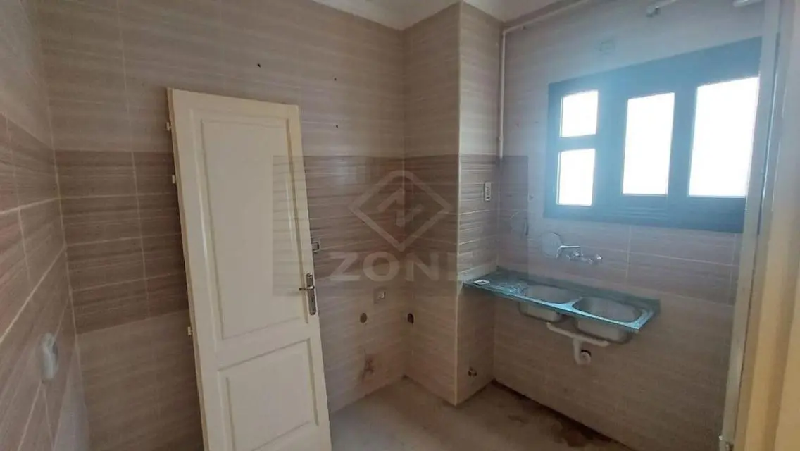 Luxury Apartment for Sale in Madinaty - 168