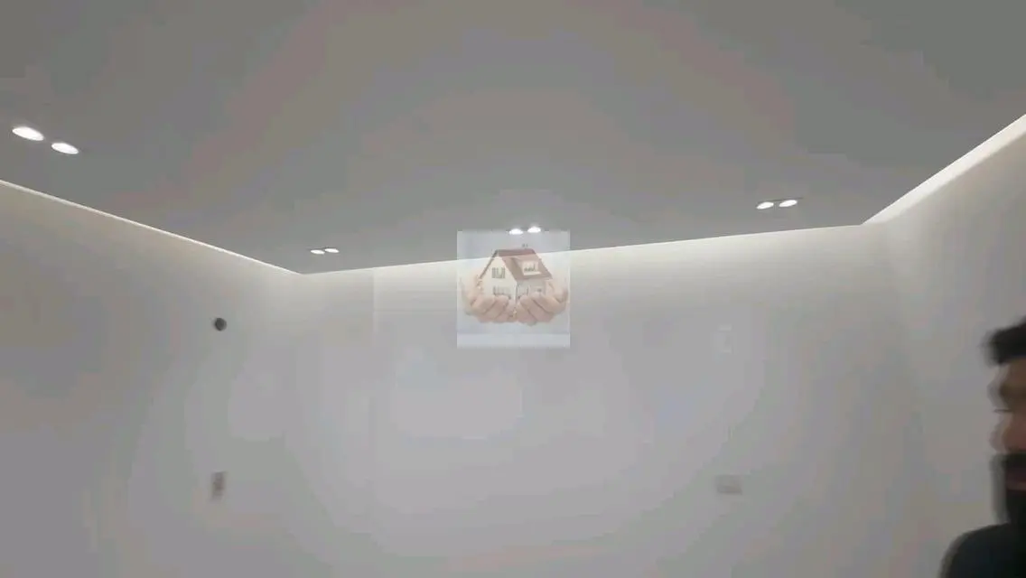 شقة فاخرة بمساحة واسعة في قلب المدينة