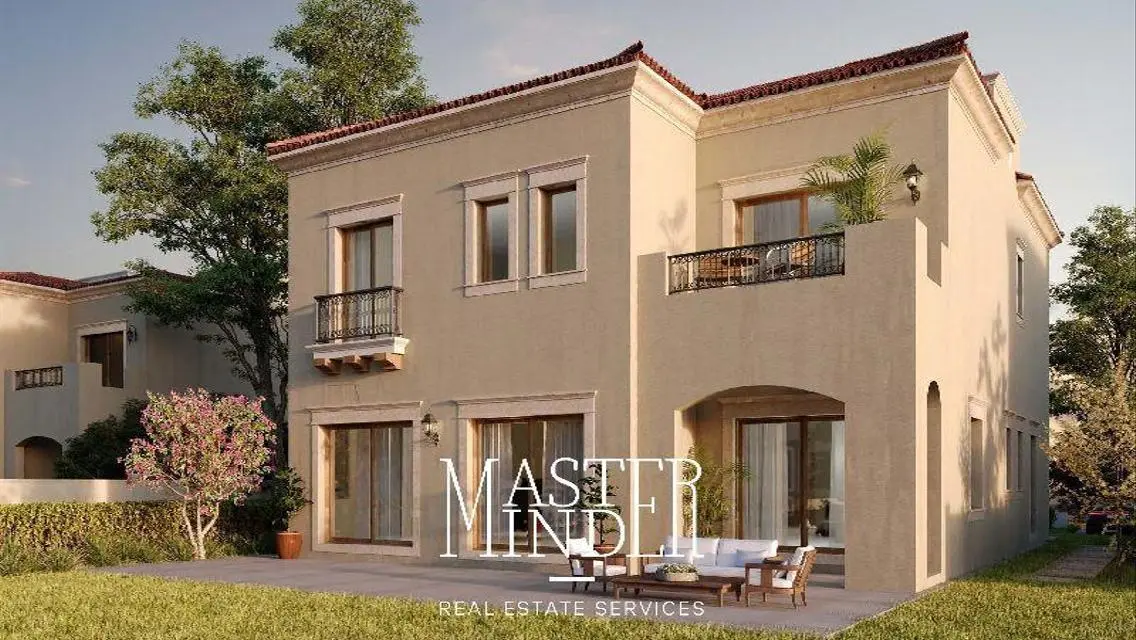 Luxury Apartment with 260 sqm, Garden, and Shared Pool