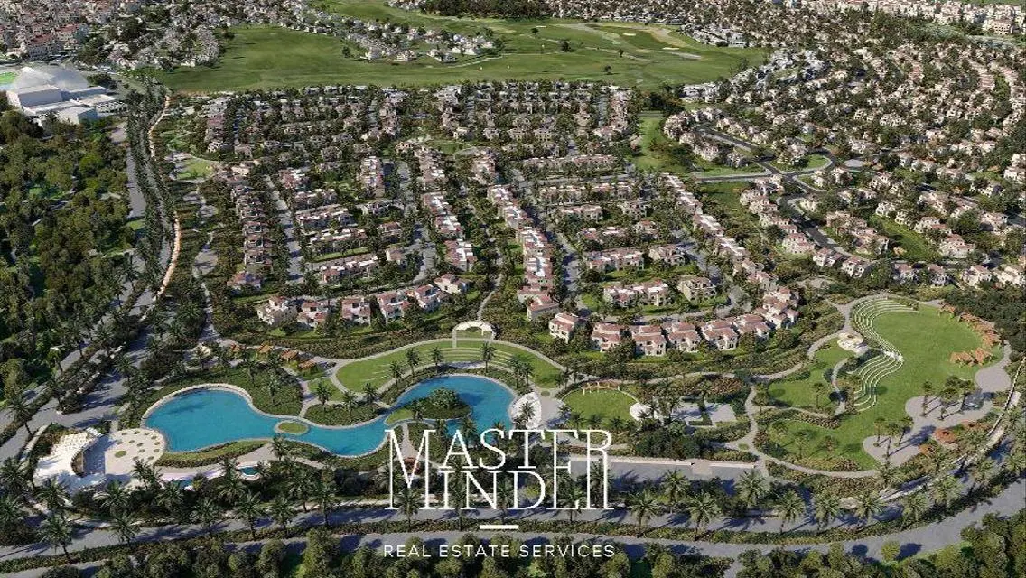Luxury Apartment with 260 sqm, Garden, and Shared Pool