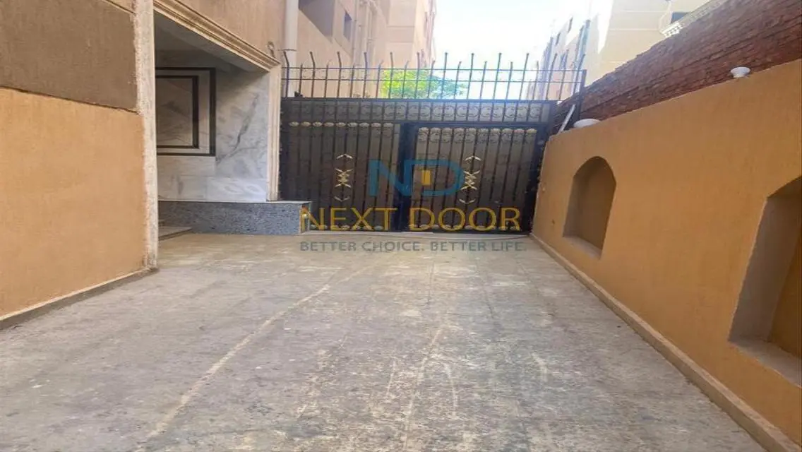 شقة فاخرة للبيع بمساحة 254 متر