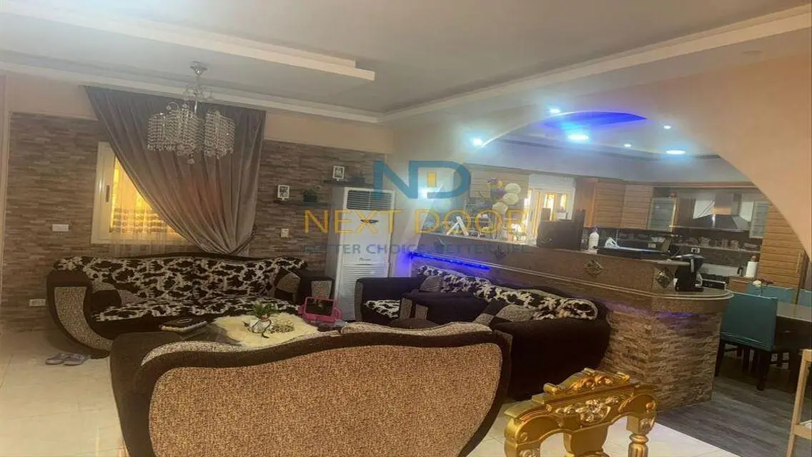 شقة فاخرة للبيع بمساحة 254 متر