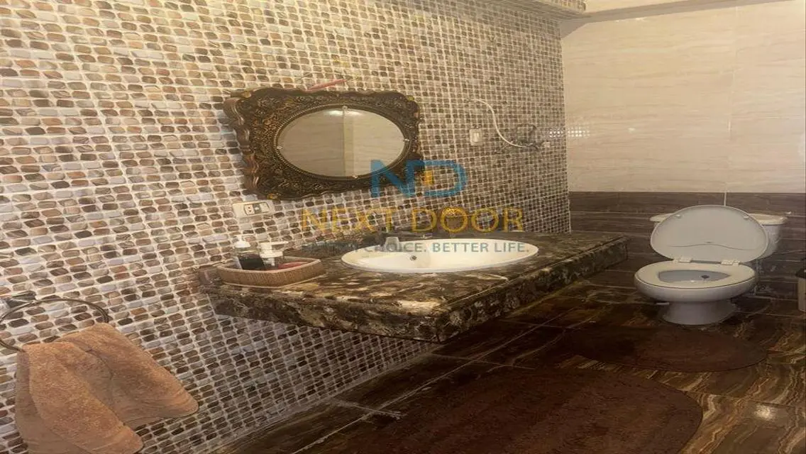 شقة فاخرة للبيع بمساحة 254 متر