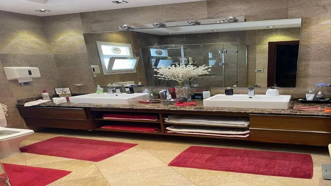 Luxury Villa for Sale with Private Garden and Pool