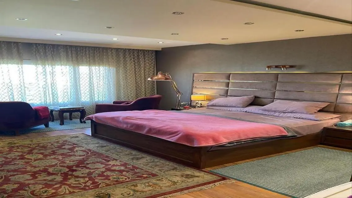 Luxury Villa for Sale with Private Garden and Pool