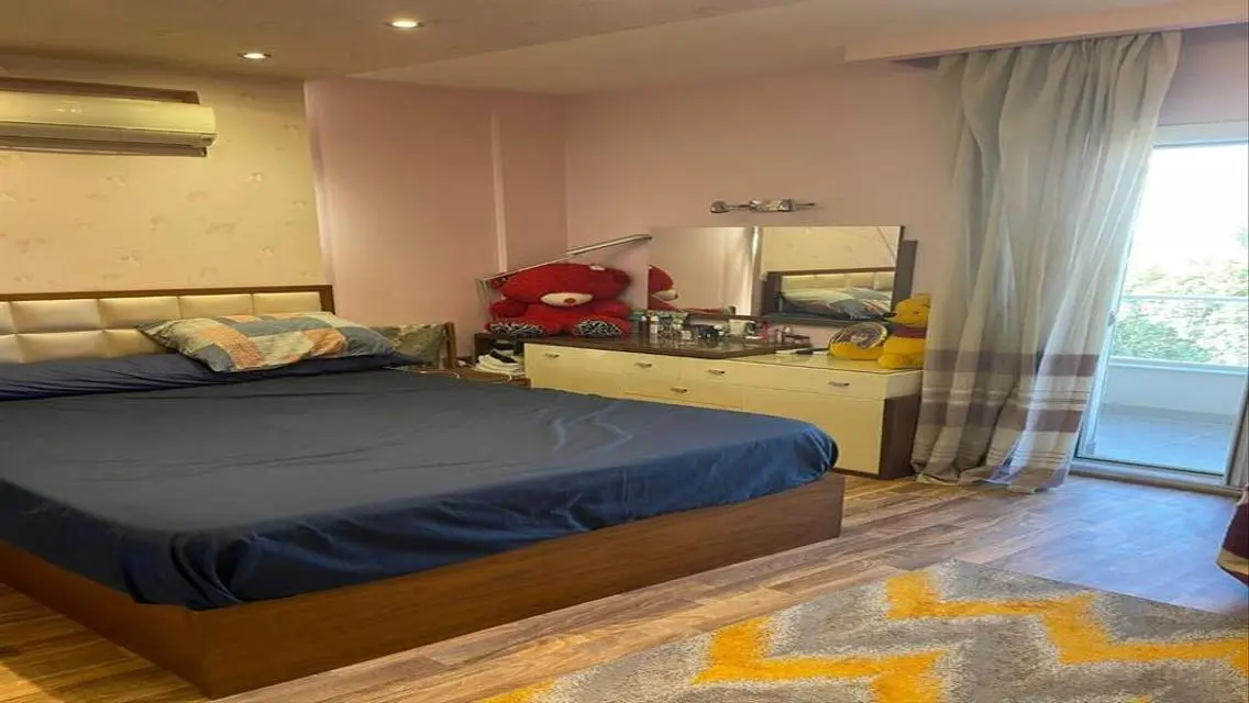 Luxury Villa for Sale with Private Garden and Pool
