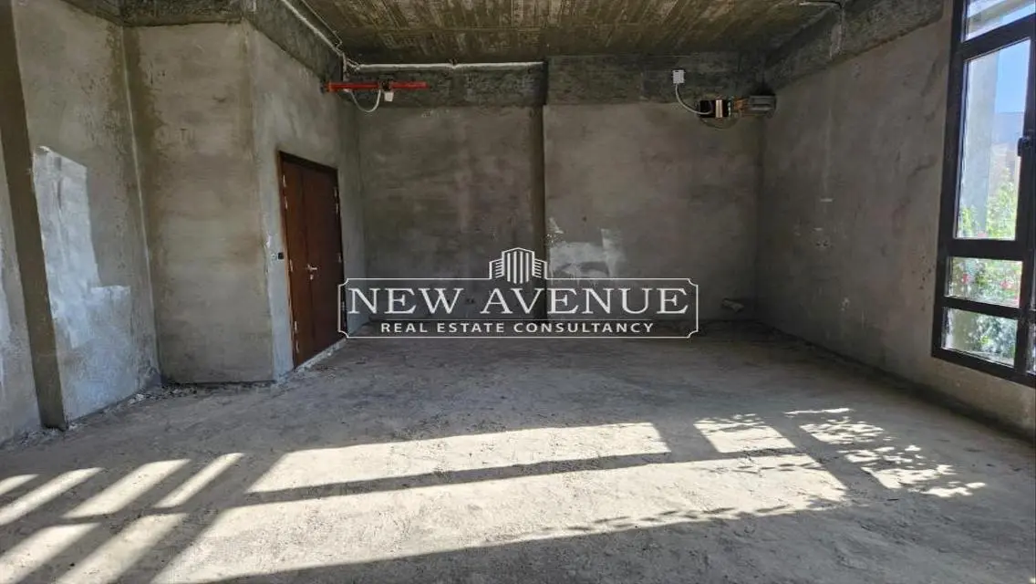 Spacious Commercial Property for Rent