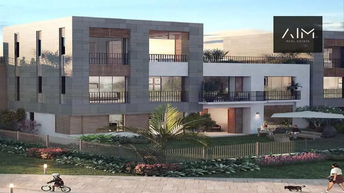 Luxury Apartment with 1542 sqm and Balcony