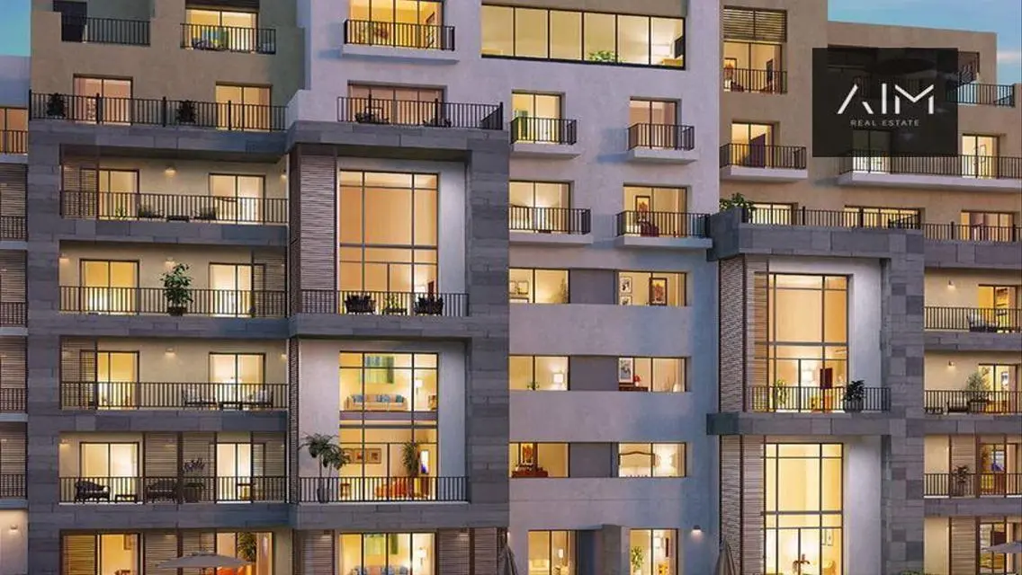 Luxury Apartment with 1542 sqm and Balcony