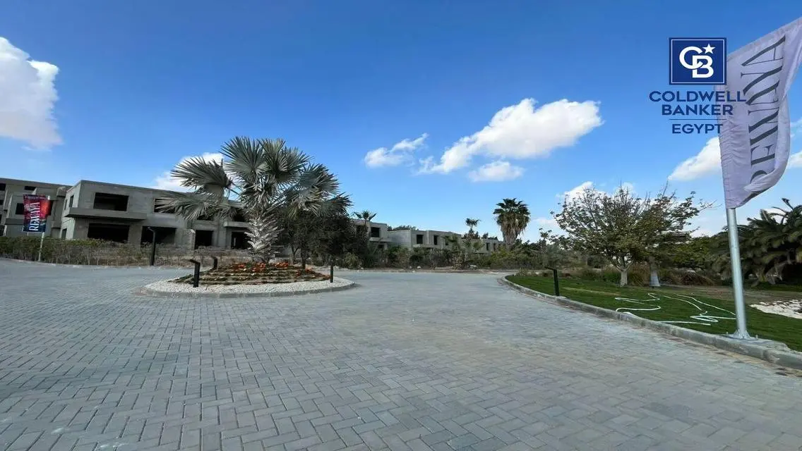 Luxury Villa for Sale with Private Garden and Pool