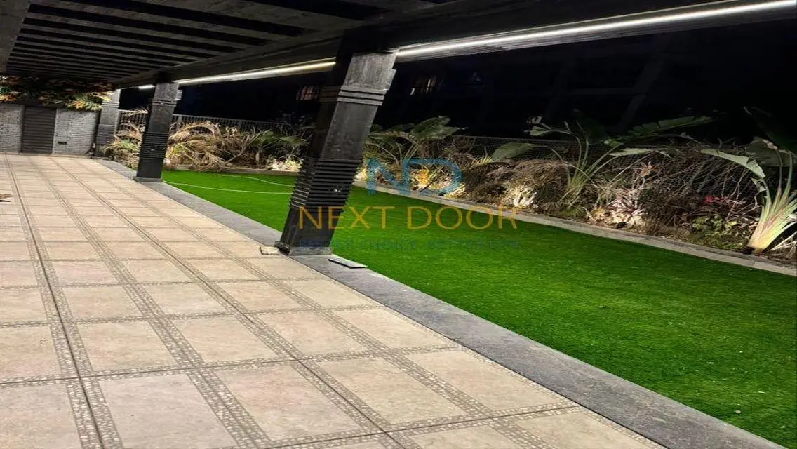 شقة جديدة للإيجار بمساحة 275 متر